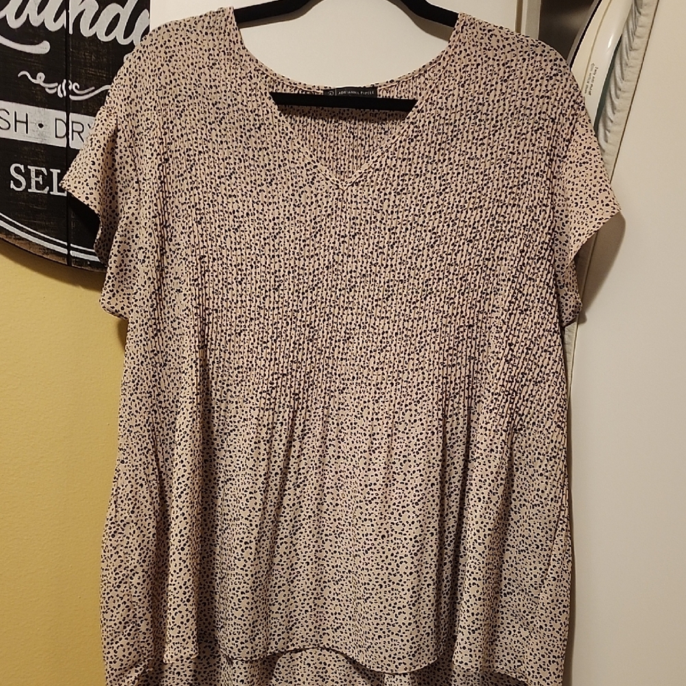 Adrianna Papell Blush and Black Speckled Blouse